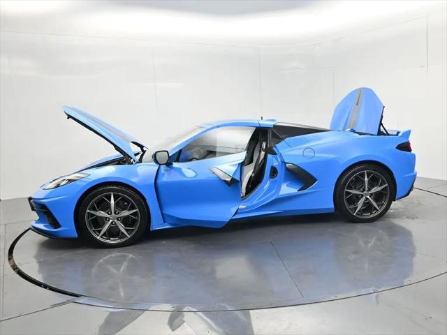 2020 Chevrolet Corvette Stingray RWD Convertible 2LT
