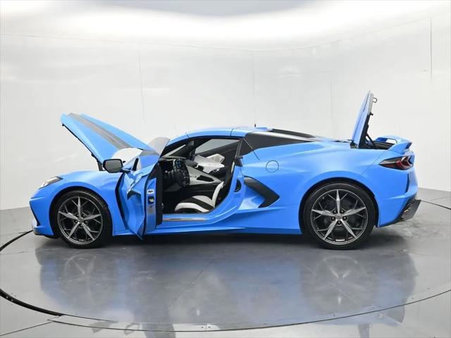 2020 Chevrolet Corvette Stingray RWD Convertible 2LT