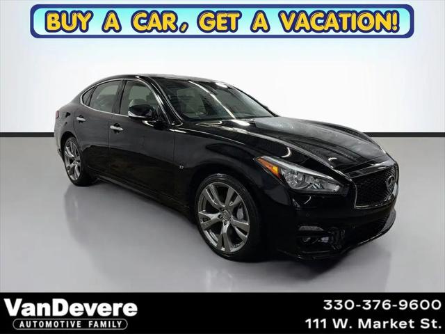 2016 INFINITI Q70 3.7X for sale in Akron, OH
