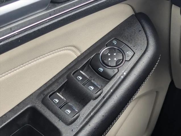 2023 Ford Edge Titanium