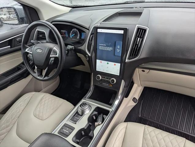 2023 Ford Edge Titanium