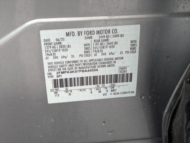 2023 Ford Edge Titanium