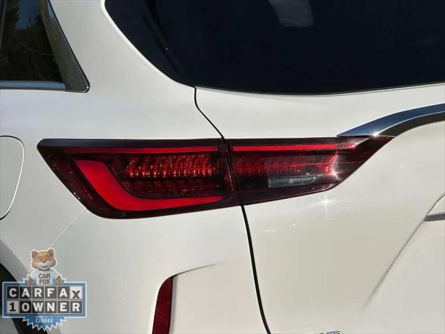 2022 INFINITI QX50 LUXE AWD