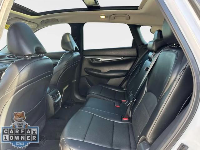 2022 INFINITI QX50 LUXE AWD