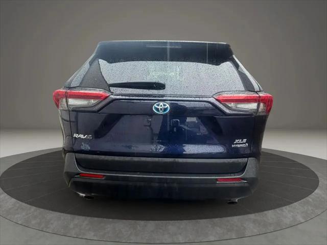 2021 Toyota RAV4 Hybrid XLE