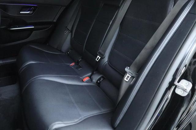 2025 Mercedes-Benz C-CLASS C 300 C 300