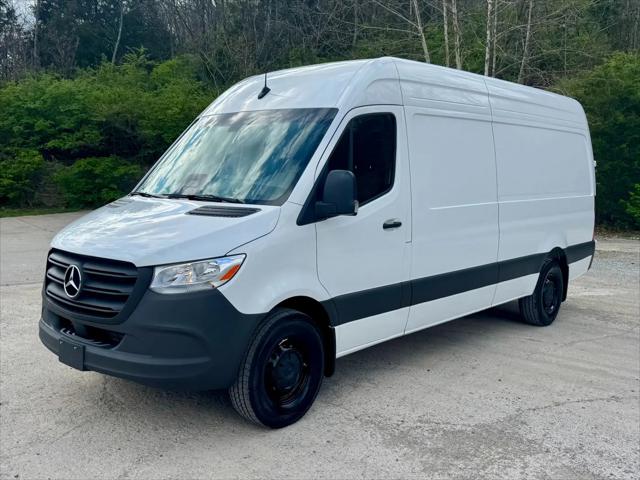 2025 Mercedes-Benz Sprinter 2500 High Roof 4-Cyl Diesel HO