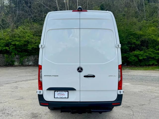 2025 Mercedes-Benz Sprinter 2500 High Roof 4-Cyl Diesel HO