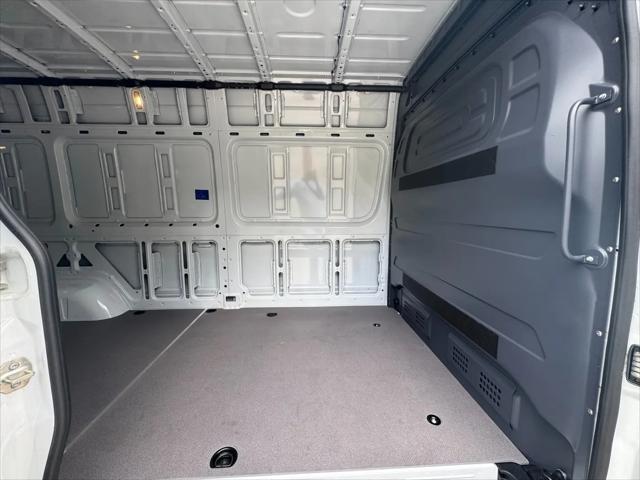 2025 Mercedes-Benz Sprinter 2500 High Roof 4-Cyl Diesel HO