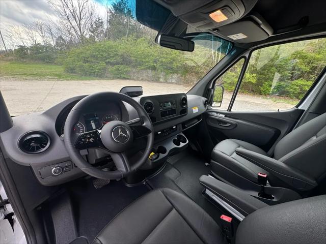 2025 Mercedes-Benz Sprinter 2500 High Roof 4-Cyl Diesel HO