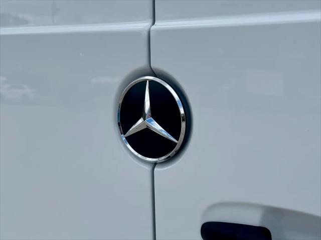 2025 Mercedes-Benz Sprinter 2500 High Roof 4-Cyl Diesel HO