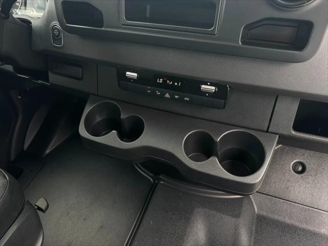 2025 Mercedes-Benz Sprinter 2500 High Roof 4-Cyl Diesel HO