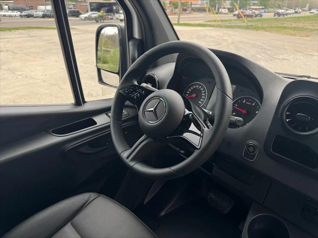 2025 Mercedes-Benz Sprinter 2500 High Roof 4-Cyl Diesel HO