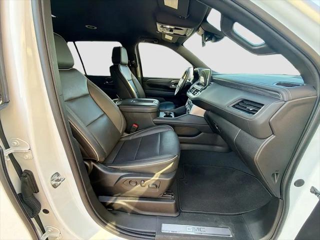 2024 GMC Yukon XL 4WD SLT