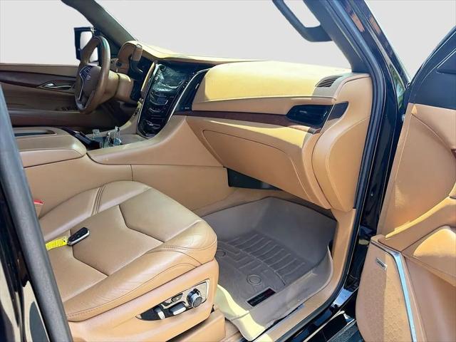 2017 Cadillac Escalade Platinum