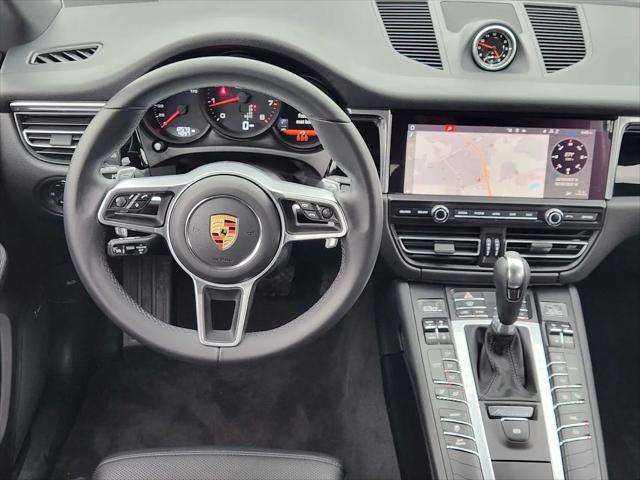 2021 Porsche Macan Macan
