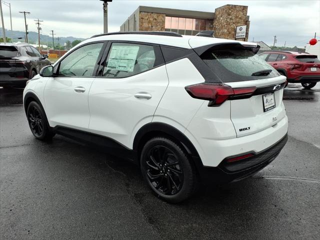 2027 Chevrolet Bolt RS FWD