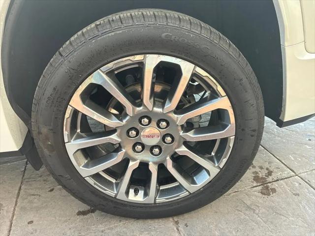 2022 GMC Acadia FWD Denali