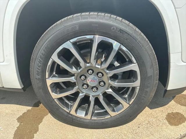 2022 GMC Acadia FWD Denali