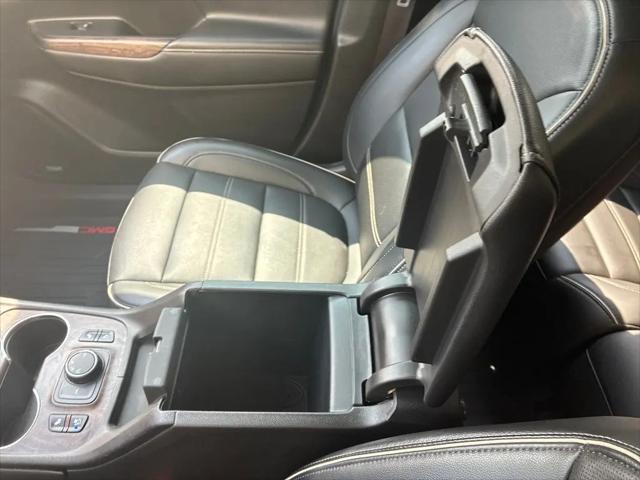 2022 GMC Acadia FWD Denali