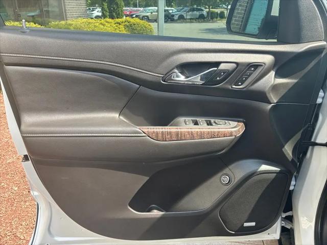 2022 GMC Acadia FWD Denali