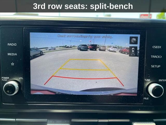 2022 Kia Carnival MPV LX Seat Package