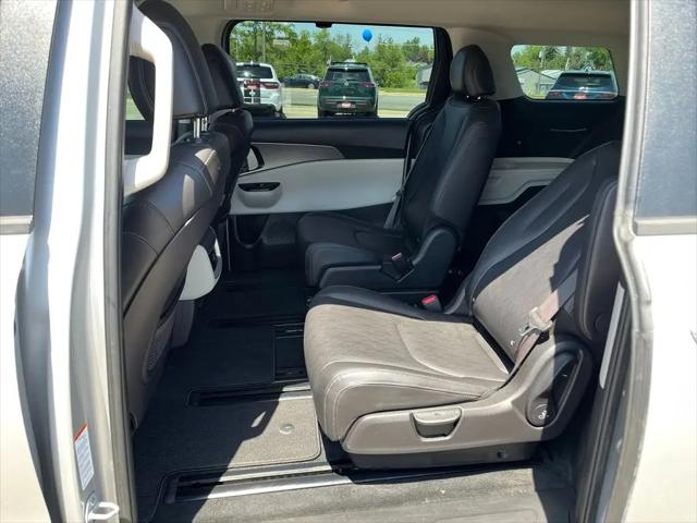 2022 Kia Carnival MPV LX Seat Package