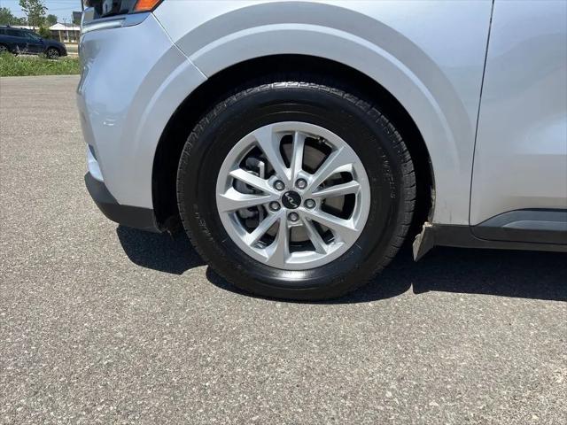 2022 Kia Carnival MPV LX Seat Package