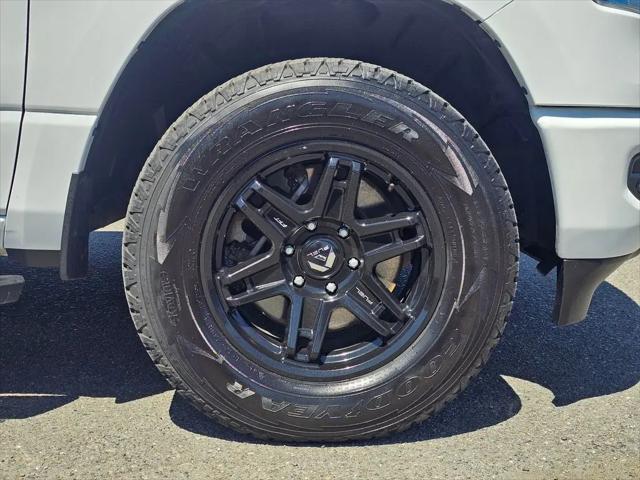 2019 Ram 1500 Big Horn/Lone Star Crew Cab 4x4 5'7" Box