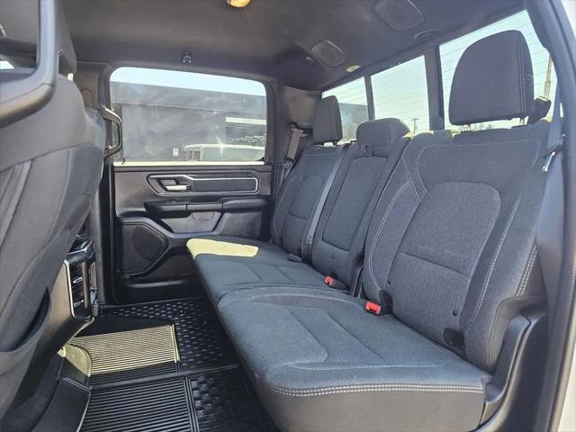 2019 Ram 1500 Big Horn/Lone Star Crew Cab 4x4 5'7" Box