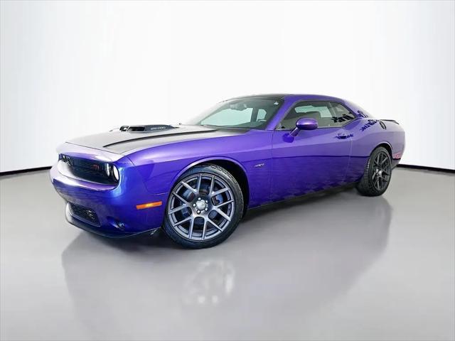 2016 Dodge Challenger R/T Shaker