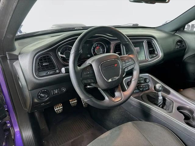 2016 Dodge Challenger R/T Shaker