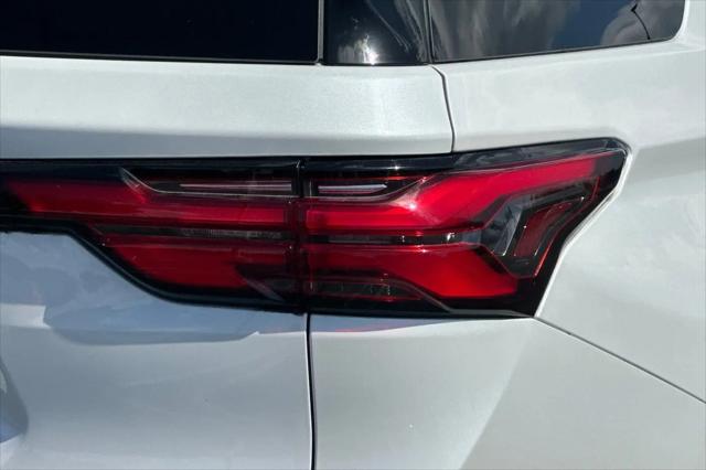 2023 Chevrolet Traverse AWD RS