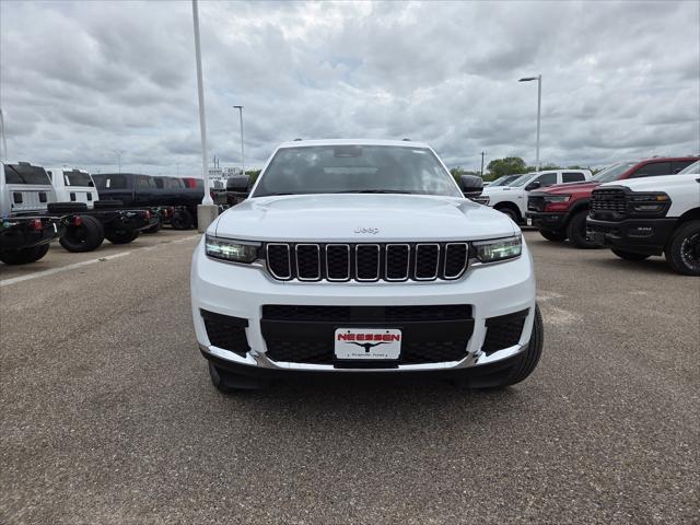 2026 Jeep Grand Cherokee L Laredo 4x4