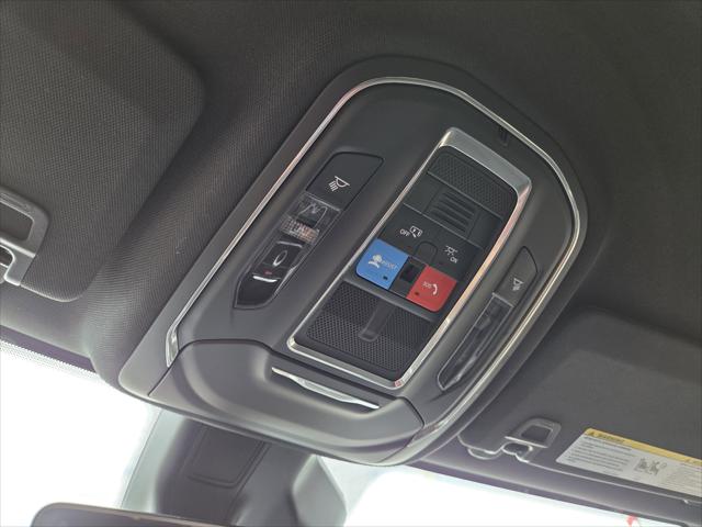 2026 Jeep Grand Cherokee L Laredo 4x4