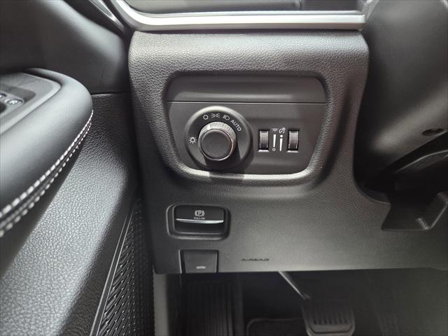 2026 Jeep Grand Cherokee L Laredo 4x4
