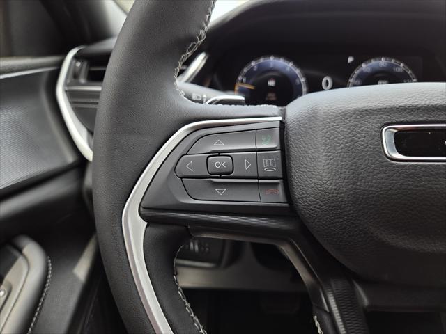 2026 Jeep Grand Cherokee L Laredo 4x4