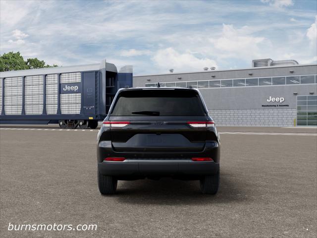2026 Jeep Grand Cherokee Altitude 4x2