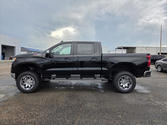 2026 Chevrolet Silverado 1500 4WD Crew Cab Standard Bed LT