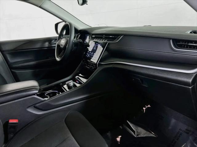 2023 Jeep Grand Cherokee Laredo 4x4