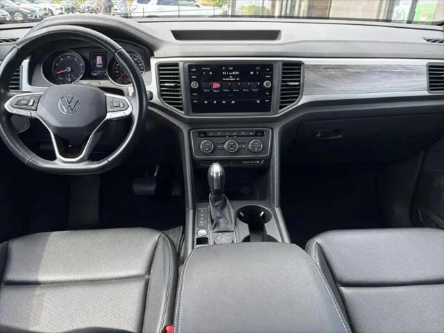 2020 Volkswagen Atlas Cross Sport 3.6L V6 SE w/Technology R-Line