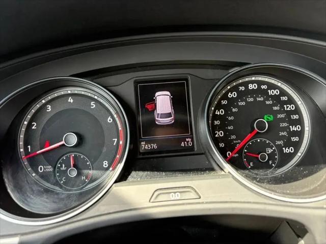 2020 Volkswagen Atlas Cross Sport 3.6L V6 SE w/Technology R-Line