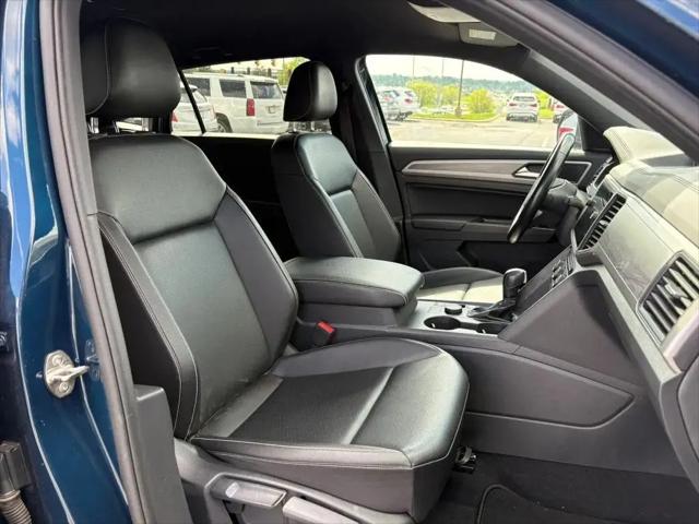 2020 Volkswagen Atlas Cross Sport 3.6L V6 SE w/Technology R-Line