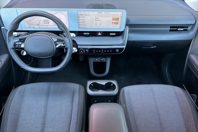 2024 Hyundai IONIQ 5 SE Standard Range