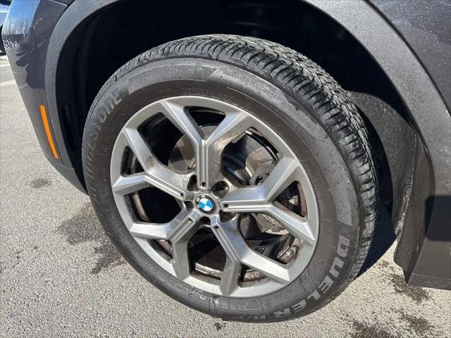 2023 BMW X4 xDrive30i