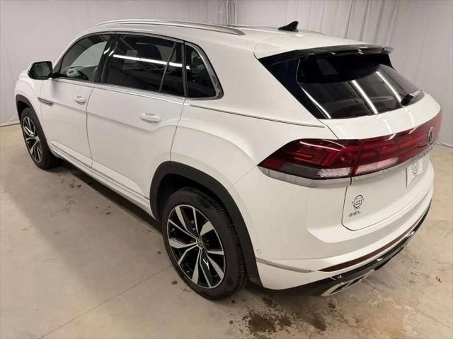 2024 Volkswagen Atlas Cross Sport 2.0T SEL Premium R-Line