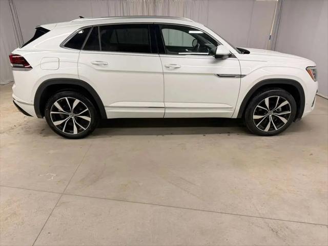 2024 Volkswagen Atlas Cross Sport 2.0T SEL Premium R-Line