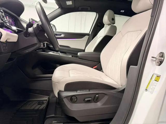 2024 Volkswagen Atlas Cross Sport 2.0T SEL Premium R-Line