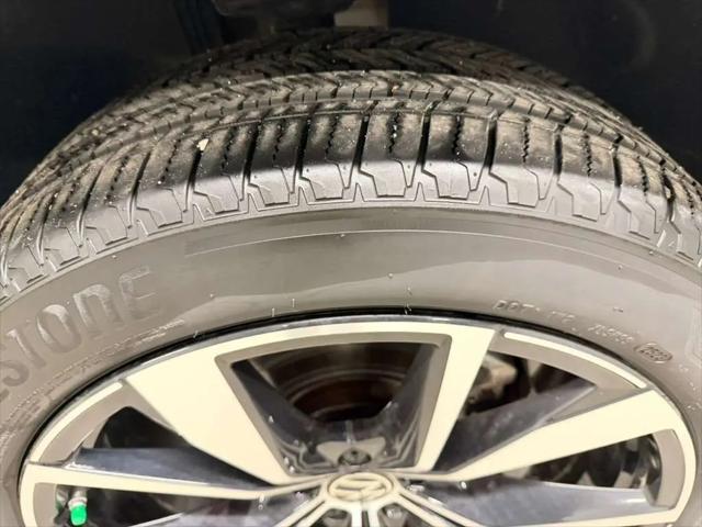 2024 Volkswagen Atlas Cross Sport 2.0T SEL Premium R-Line