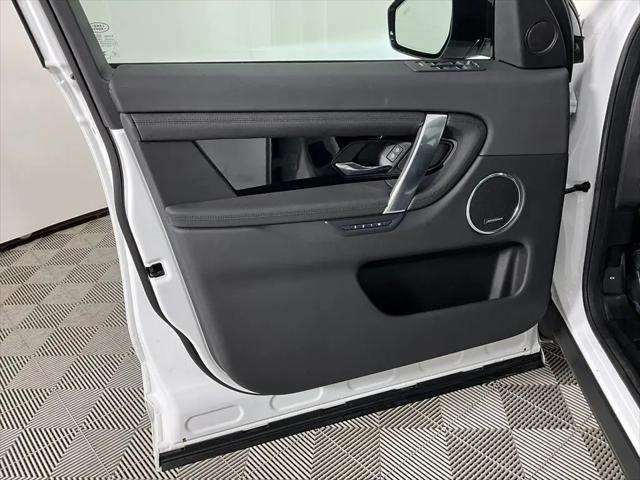 2025 Land Rover Discovery Sport S
